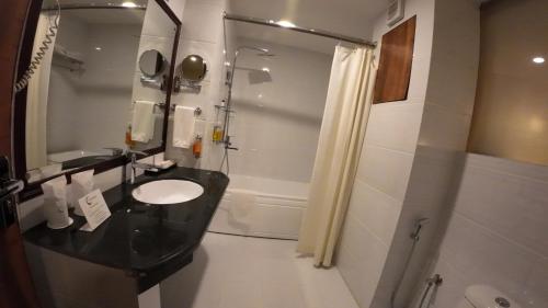 Ένα μπάνιο στο Crescent Resort, Darjeeling