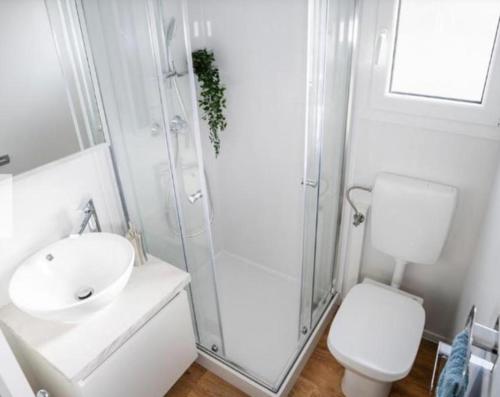 Et badeværelse på Mala Oaza Terra Park Spiritos