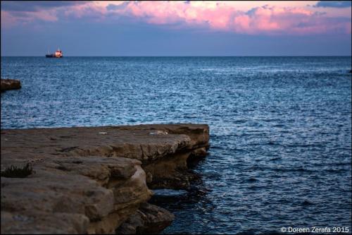 Gallery image of Cozy, Spacious 3 Bedroom Maisonette, 6 to 9 ppl, 1 min walk from Seafront in Marsaxlokk
