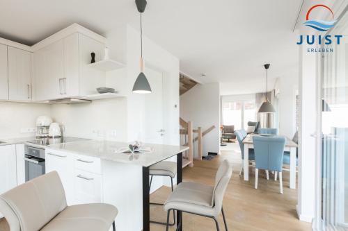 Kuchyň nebo kuchyňský kout v ubytování Haus Treibgut 236 - Wohnung 6