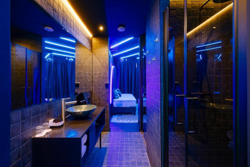 Ένα μπάνιο στο SUPPER Hotel