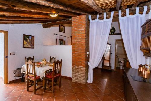 Fotografie z fotogalerie ubytování Casa Rural Finca Las Picazas v destinaci Peñarroya-Pueblonuevo