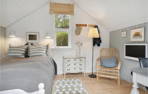 Postel nebo postele na pokoji v ubytování Beautiful Home In Vig With Wifi