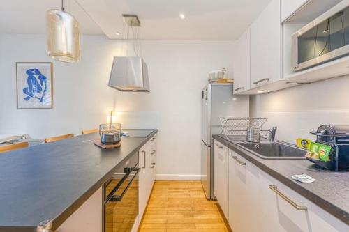 Photo de la galerie de l'établissement Centre Grenoble, charmant, avec une chambre, à Grenoble