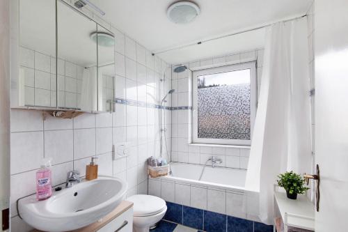 Koupelna v ubytování Ferienwohnung zur Nordhelle