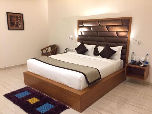 HOTEL PARAS ROYALE – Photos 2