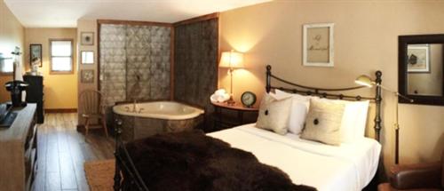Katil atau katil-katil dalam bilik di Maxwell Mansion Hotel