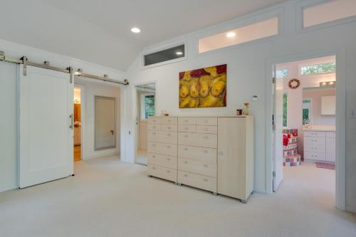 Galería fotográfica de Charming Thornton Escape with Sauna and Gazebo! en Thornton