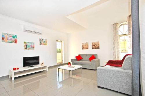 Apartment Ipanema 1 - Acolhedor com piscina - Albufeira