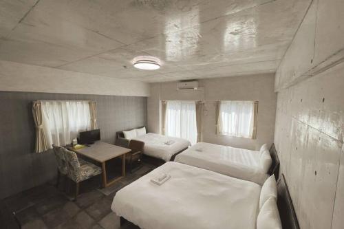 WOLF PACK APARTMENT 31