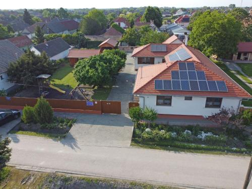Füzesi Papa Vendégháza 6326 Harta, Arany János utca 88. kép - 3