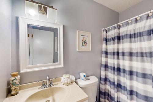 Ένα μπάνιο στο Plantation East #1308