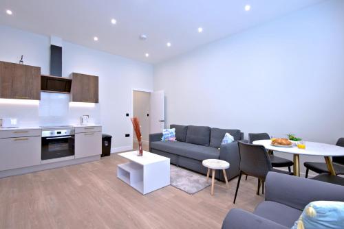K Suites - Westborough Road