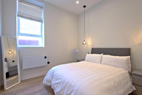 K Suites - Westborough Road – Photos 2