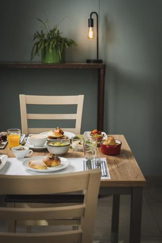 Jídlo v hotelu nebo okolí