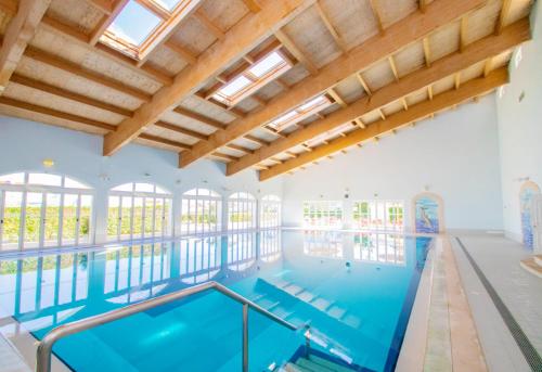 Townhouse Moreton - Moradia com jacuzzi e piscina - Portimão