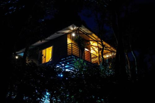 リゾートが所在する建物