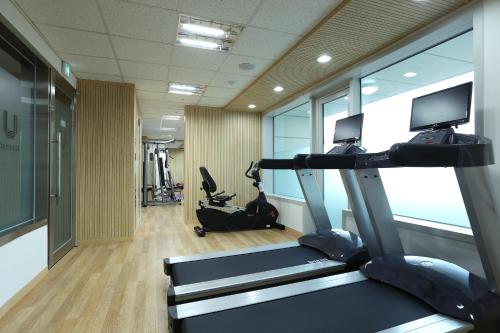 Fitnesscenter och/eller fitnessfaciliteter på Urban Place Gangnam
