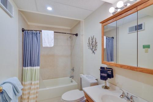 a bathroom with a tub and a toilet and a sink at Bright Ranch-Style Retreat in Downtown Buena Vista in Buena Vista