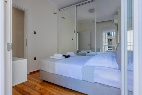 Giường trong phòng chung tại Luxury Downtown Apartment Z1