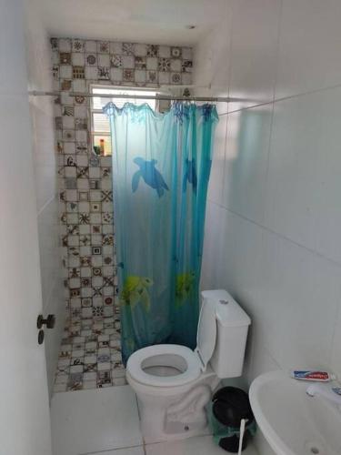 Koupelna v ubytování Casa de Praia em Condomínio Fechado em Alagoas!