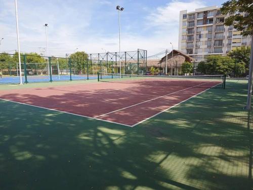 Instalaciones para jugar a tenis o squash en Peñazul La Morada 704 - Ricaurte Cundinamarca o alrededores