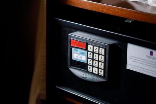 a microwave oven with a control panel on it at Camino Real Pedregal Mexico in Mexico City