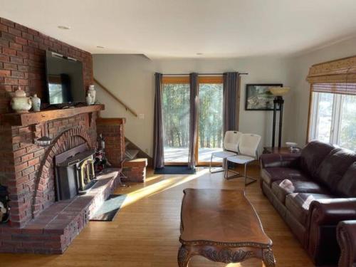 The Kutir - Entire Cottage in Meaford - four season chalet - great place