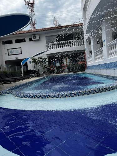 Kolam renang di atau di dekat Hotel Zamba