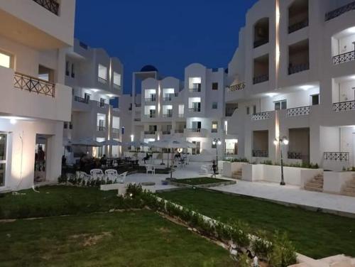 Santorini North Coast Resort is not for Egyptian singles