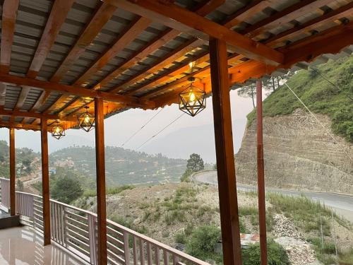 Φωτογραφία από το άλμπουμ του Mrig Valley Resort, Homestay & Banquet σε Kandikhal