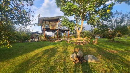 Zahrada ubytování La Granja Farmstay Dipolog