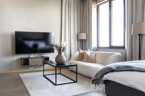 TV a/nebo společenská místnost v ubytování Clarion Hotel Stavanger