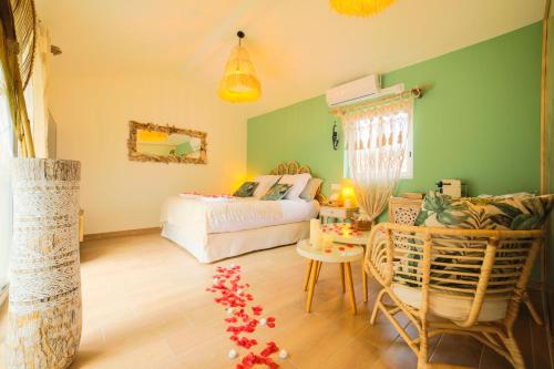 Ô Balinais mini villa avec spa et piscine chauffée privative Marseille photo 8