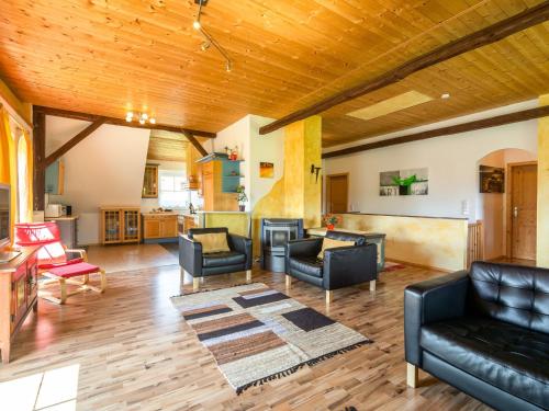 Spacious Apartment in Lukowitz with Sauna – Photos 4