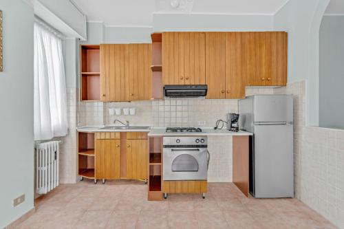 FA 333 - Spacious apartment with views of Milan -