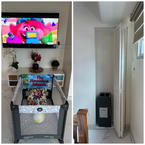 two pictures of a room with a tv on the wall at WELLCOME TO LOVELY CONDO 2 BEDS 2 BATHS FREE PARKING IN WAIKIKI BEACH in Honolulu