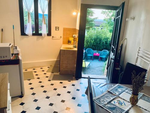 T2 en maison ancienne – Photos 2