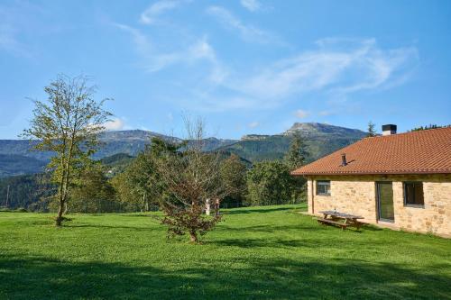 Un paisaje natural cerca de la villa