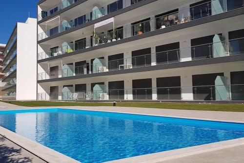 Charming Apartment Monte Residence on top Floor.