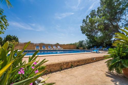 Bazén v ubytování Ideal Property Mallorca - Can Ribas nebo v jeho okolí
