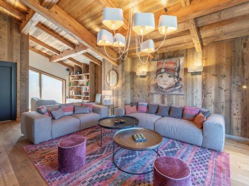 Chalet familial avec SPA et sauna a Courchevel, proche de la telecabine et des commodites. - FR-1-568-36