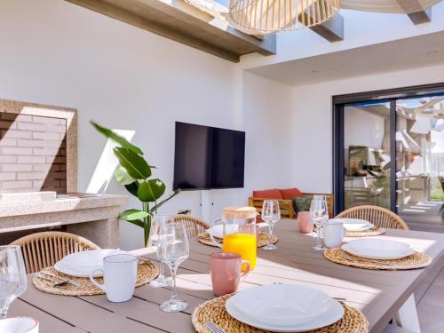 AL - Boho Chic Villa Country Club