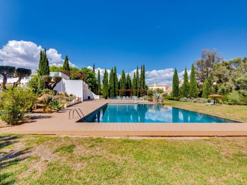 AL - Boho Chic Villa Country Club