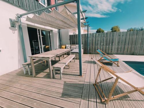 Galeriebild der Unterkunft Villa MoMa Nouvelle sur Arès in Arès