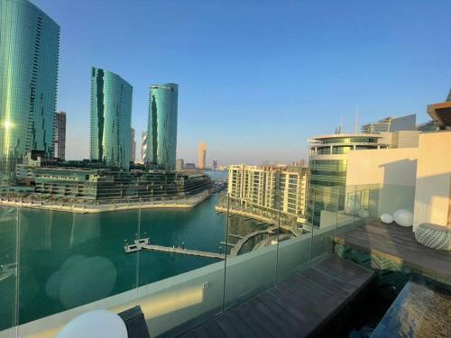 Bilde i galleriet til Cloud9 Waterfront Luxury Condo i Manama