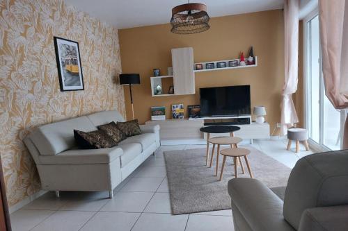 Maison Mitoyenne entre les lacs, proche du centre ville de Gérardmer