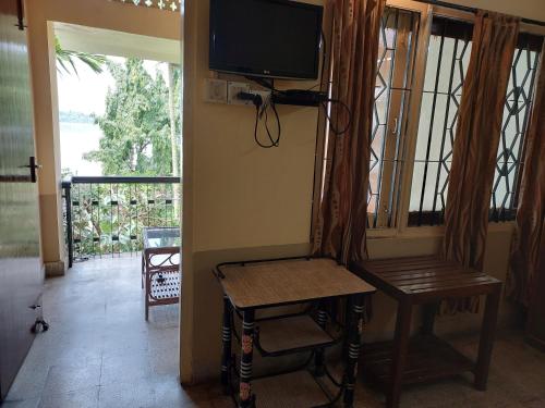 Riverview Guest Houseにあるテレビまたはエンターテインメントセンター
