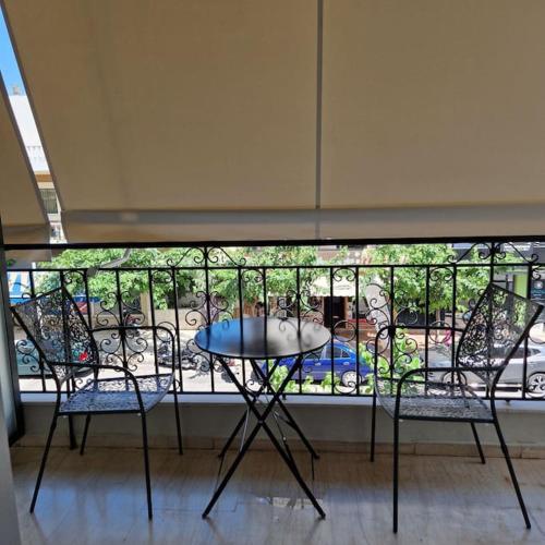 Faronita - Luxury apt in the heart of Kalamata