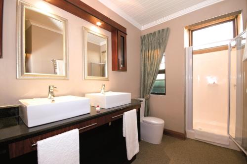 Gallery image of Pine Lodge Resort in Port Elizabeth